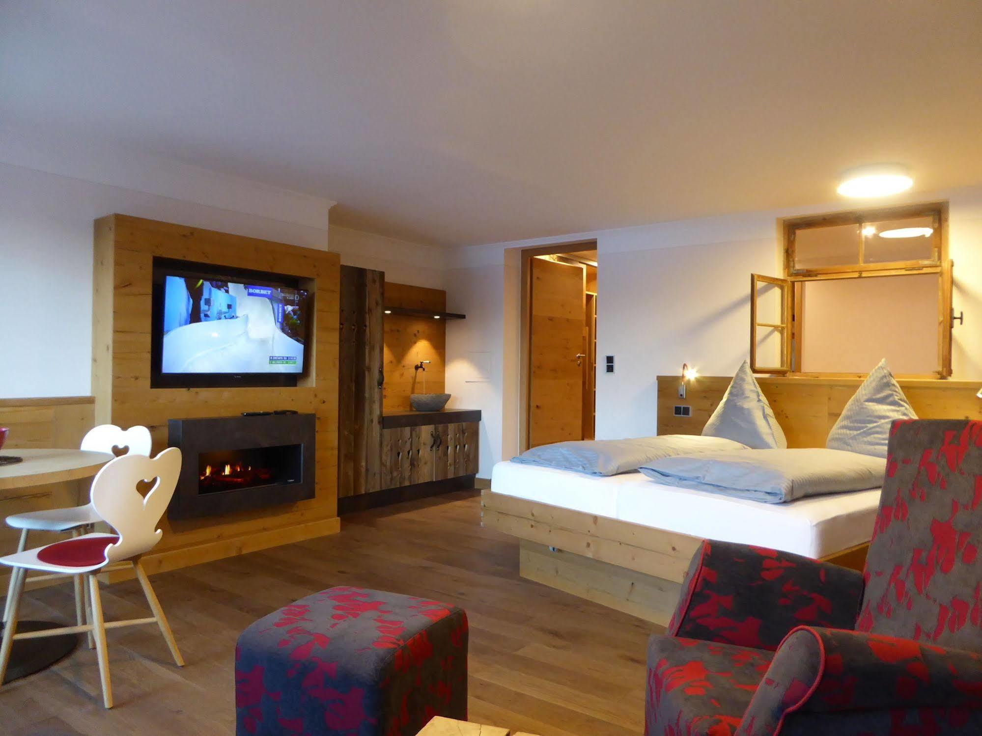 Dreimaederlhaus - Das Vegetarische Boutique Hotel Füssen Zewnętrze zdjęcie